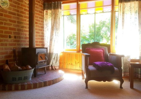 Red Brier Cottage Accommodation - Holiday Cairns 0