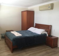 Aussie Hotel  Motel - Holiday Cairns