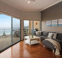 Avoca Heights House /// 4 BDR 2.5 BTH // Direct Ocean Views - Holiday Cairns