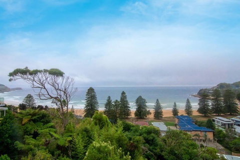Avoca Heights House /// 4 BDR 2.5 BTH // Direct Ocean Views - Holiday Cairns 3