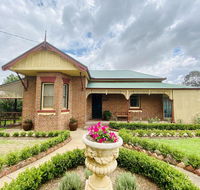Avoca House - Circa 1900 Gorgeous Federation Home - Holiday Cairns