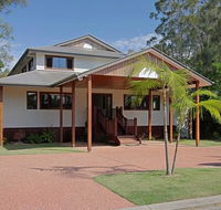 Away on Shirley Lane - Holiday Cairns