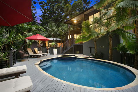 Azabu Boutique Accommodation - Holiday Cairns 2