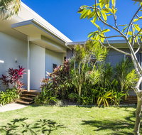 Azur Villa - Holiday Cairns