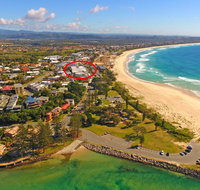 Azura Ocean View Holiday Apartment - Holiday Cairns