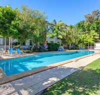 Baden 90 - Rainbow Shores Resort Unit Pools Tennis Court Walk To Beach - Holiday Cairns