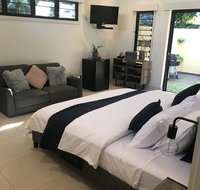 Bali inspired hideaway with Tropical villa  Plunge Pool - Holiday Cairns