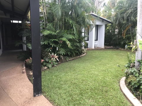 Bali Inspired Hideaway With Tropical Villa & Plunge Pool - Holiday Cairns 1