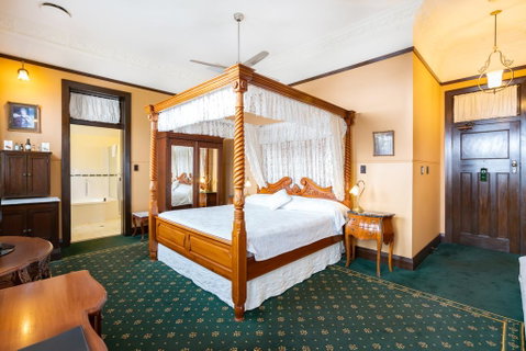 Ballina Manor Boutique Hotel - Holiday Cairns 3