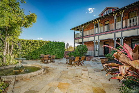 Ballina Manor Boutique Hotel - Holiday Cairns 1