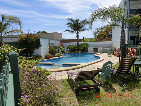 Banjo Paterson Motor Inn - Holiday Cairns 0