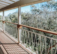 Banksia Beach House - Holiday Cairns