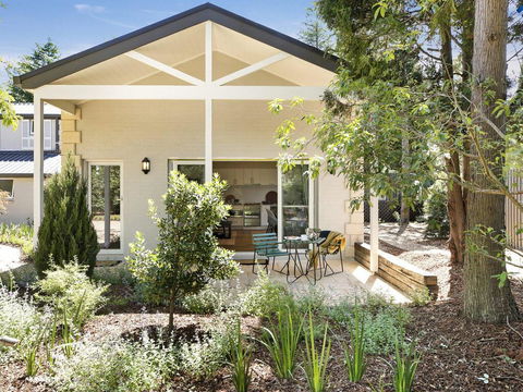 Banyula Annex - Stylish And Contemporary Retreat - Holiday Cairns 0