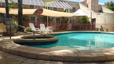 Barham Bridge Motor Inn - Holiday Cairns 0