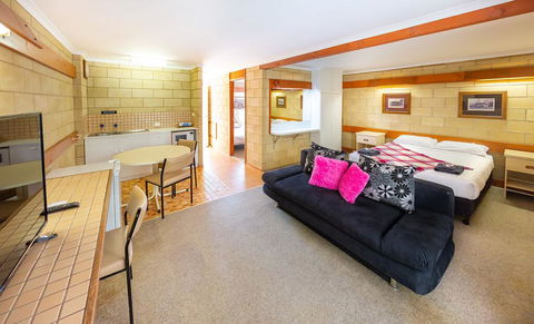 Barham Bridge Motor Inn - Holiday Cairns 2