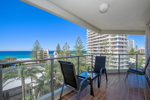 Baronnet Apartments - Holiday Cairns 2