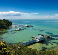 Bayplay Cottage And Portsea Apartments - Holiday Cairns