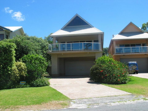 Bays Edge - Holiday Cairns 2