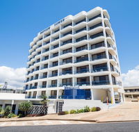 Bayview Tower - Holiday Cairns