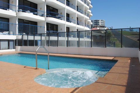 Bayview Tower - Holiday Cairns 1