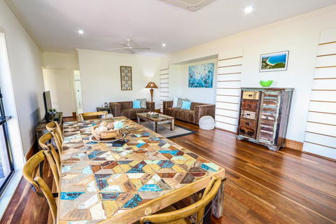 Beach Fansea - Holiday Cairns 3