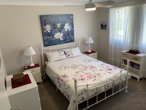Beach Haven Villa - Holiday Cairns 1