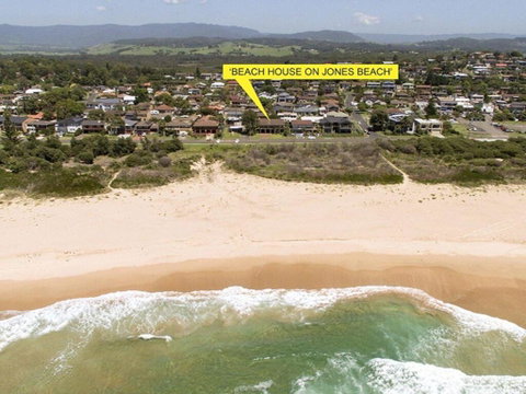 Beach House On Jones Beach - Kiama Accommodation - Holiday Cairns 1
