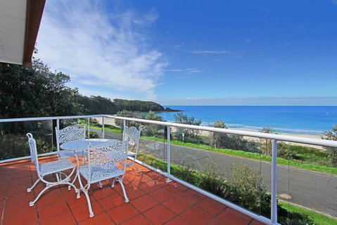 Beach Road 10 Mollymook - Holiday Cairns 0