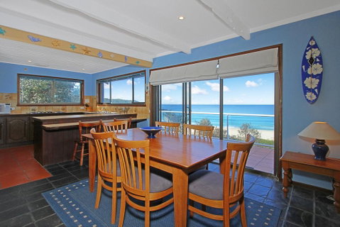 Beach Road 10 Mollymook - Holiday Cairns 2
