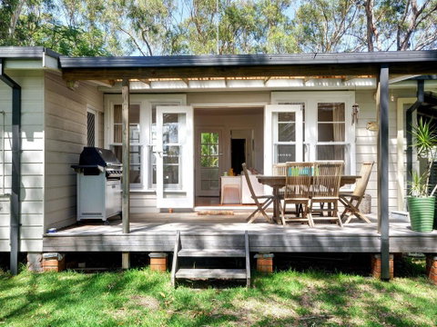 Beach Shack - Holiday Cairns 0