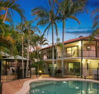 Beaches Apartments Byron Bay - Holiday Cairns
