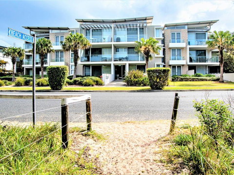 Beaches Holiday Resort - Apartment 2 - Holiday Cairns 0