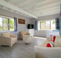 Beachfront 6 25 Willow Street - Holiday Cairns