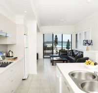 Beachfront 8 - Holiday Cairns