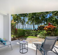 Beachfront Apt. In Alamanda Beachfront Resort 21 - Holiday Cairns