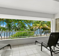 Beachfront Apt. In Alamanda Beachfront Resort 25 - Holiday Cairns