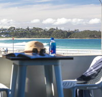 Beachfront One Mollymook - Holiday Cairns