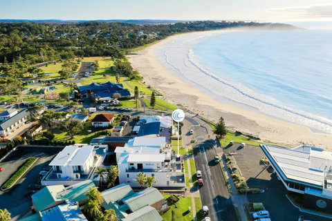 Beachfront One, Mollymook - Holiday Cairns 1