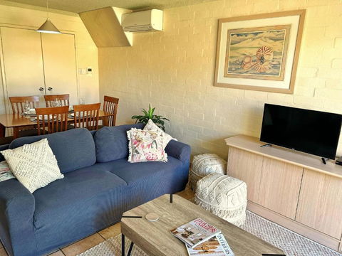 Riverview Holiday Apartment 92 - Kalbarri WA - Holiday Cairns 1