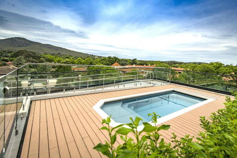 Reid City Escape Modern Stay In ACT - Holiday Cairns 0