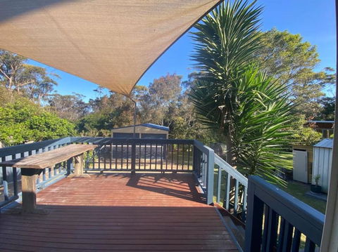 Reel & Relax: 3BR Beach House - Fish, Swim, Surf - Holiday Cairns 1
