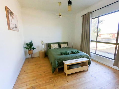 Renovated 3BD With Pool And Spa Bath - Holiday Cairns 3