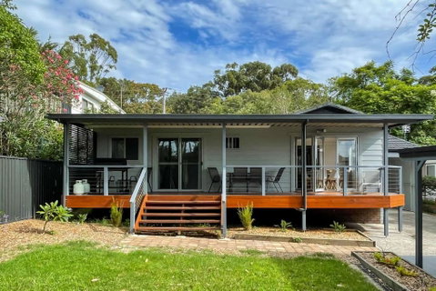 Renovated Beach Home Relax Unwind - Holiday Cairns 0