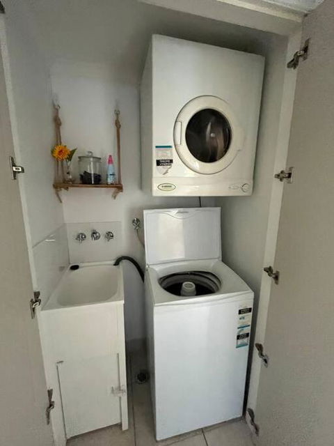 Resort Style Holiday Unit - Holiday Cairns 1