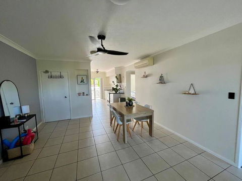Resort Style Holiday Unit - Holiday Cairns 3