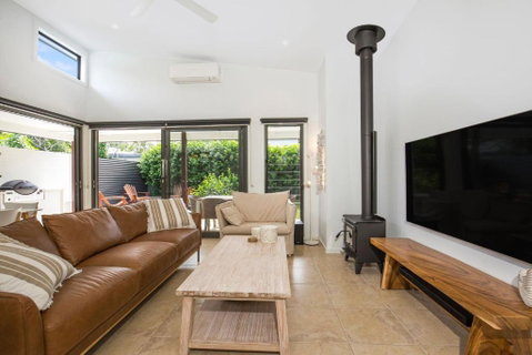 Rest Pet Friendly With Outdoor Bath 3 Mins Walk To Beach - Holiday Cairns 1
