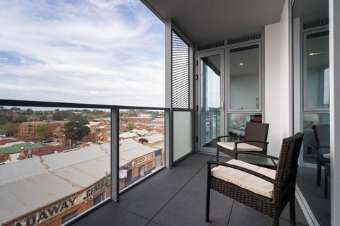 Richmond Place - 2BR W Parking & Gym - Holiday Cairns 2