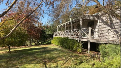 Rivendell Cottage - Holiday Cairns 1