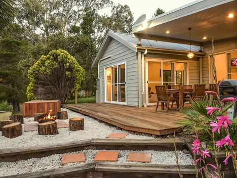 RIVERLEA RETREAT MUDGEE - Private, Outdoor Bath, Pool, Tranquility - Holiday Cairns 1