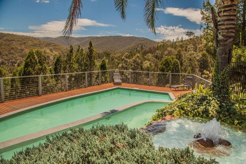 RIVERLEA RETREAT MUDGEE - Private, Outdoor Bath, Pool, Tranquility - Holiday Cairns 2